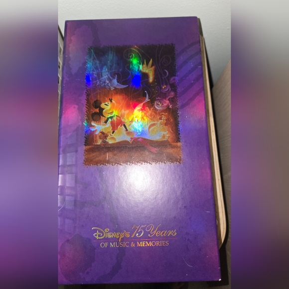 PDisney 75th Anniversary Of Music & Memories - Picture 5 of 5